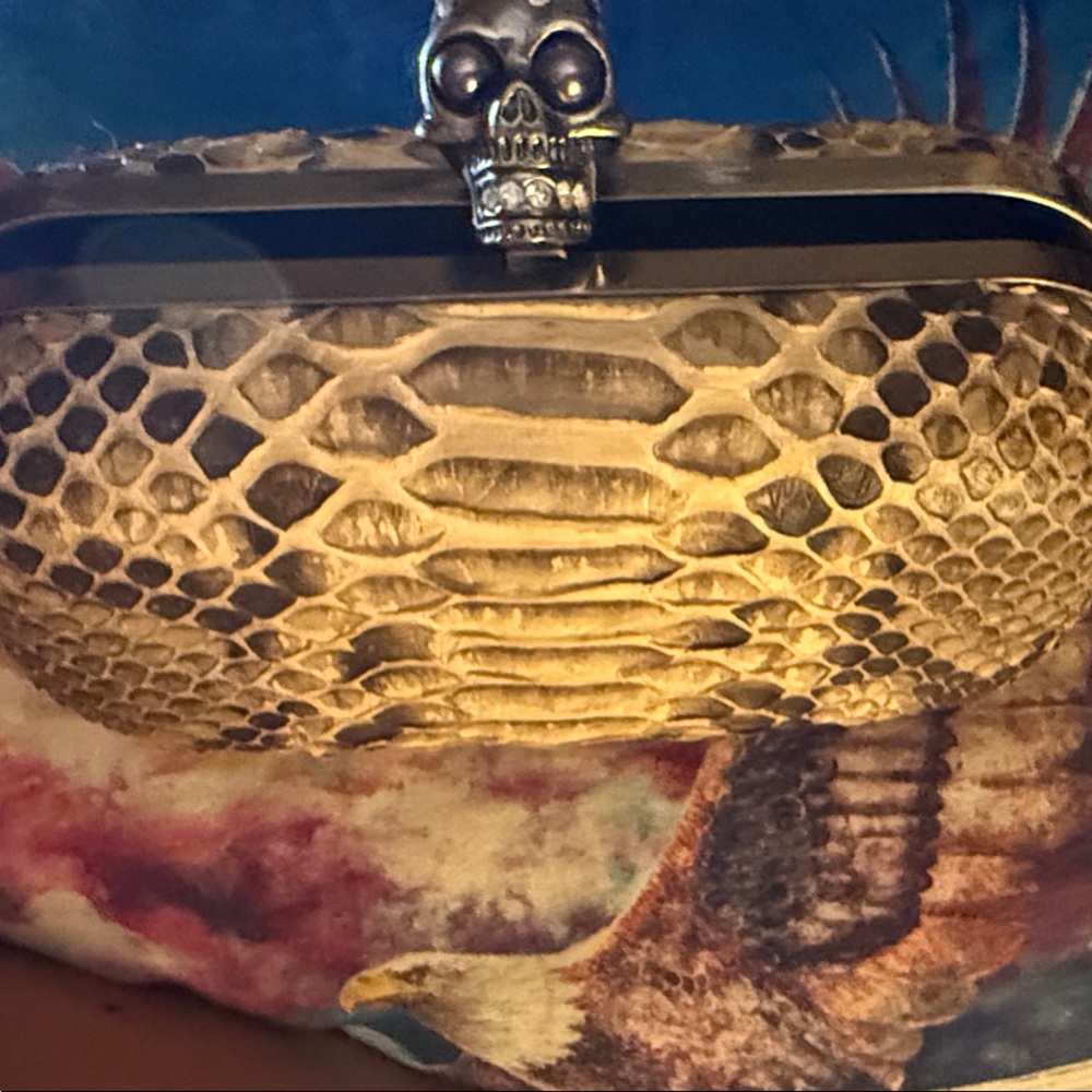 Rare* Alexander McQueen Genuine Python Skull Clutch💫